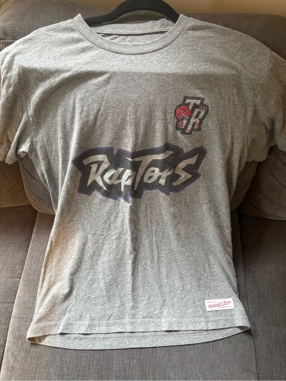 Mitchell & Ness Mens Grey Toronto Raptors Tee